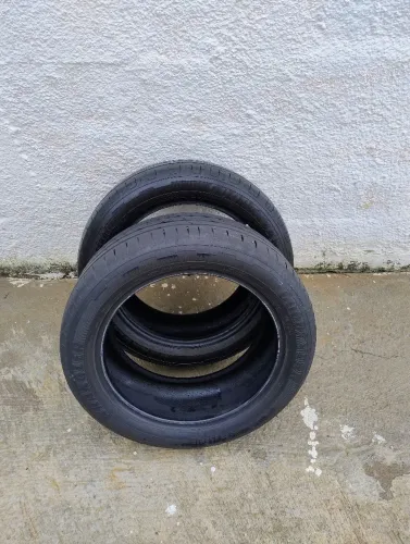 - Vendo Par de Pneus Goodyear TERRITORY Aro 17"