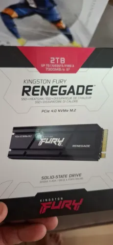 SSD 2TB Kingston Fury Renegade PCIe 4 compatível com PS5