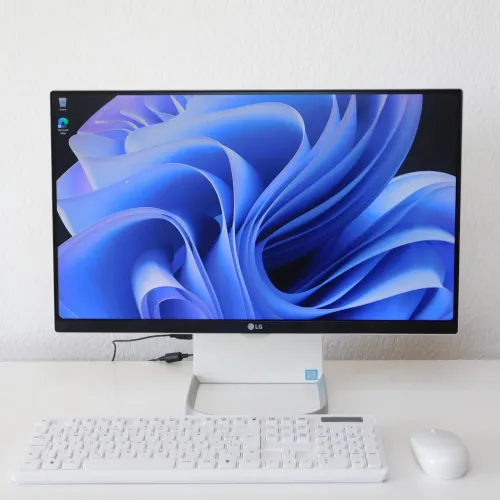 All In One LG 24v575 23.8 I5 7 Geração 16gb De Ram 1tb Ssd