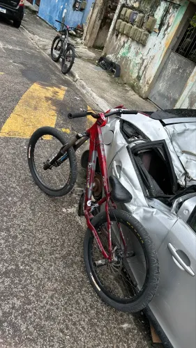 Bike Gios Frx hi 2015 (vermelho rajado) 