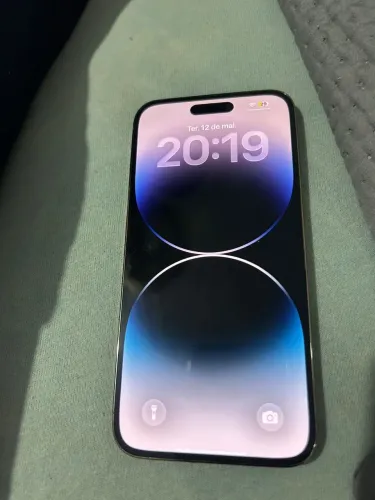 IPhone 14 Pro Max gold