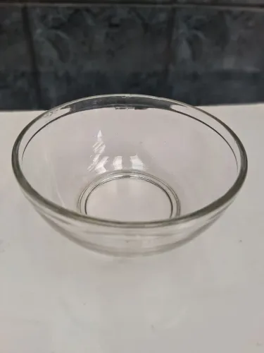 Tigela de vidro