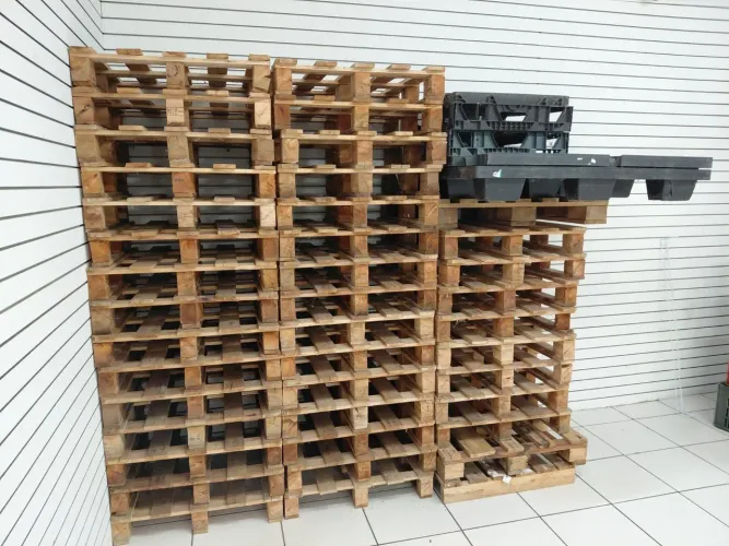 Paleta de Madeira