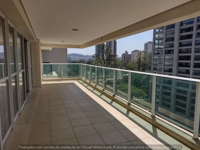 Apartamento com 207m² à venda no Edifício Essência com 2 suítes em Alphaville, SP