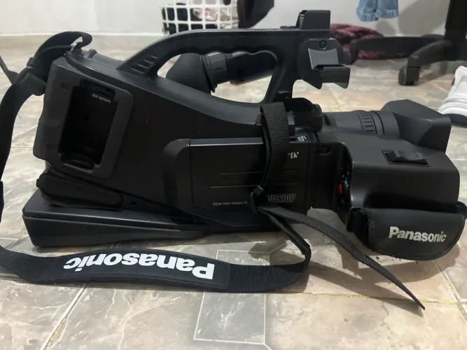 Filmadora Panasonic AG-DVC20P MiniDV 3CCD - Nova Na Caixa Estoque Antigo