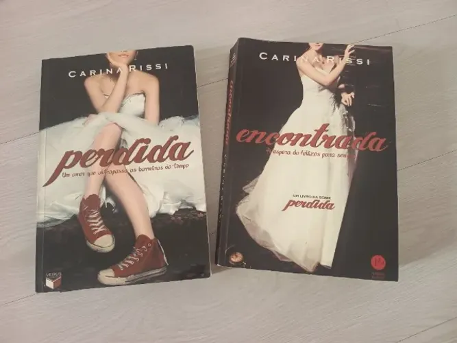 Livros "Perdida" e "Encontrada" de Carina Rissi