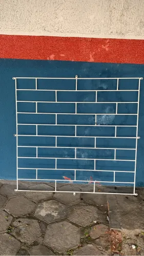 Grades de janelas e porta