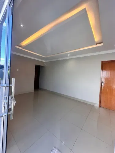 Alugo casa Setor Serra Dourada