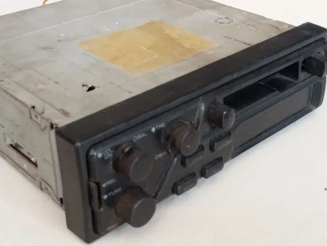 Tojo - toca fita e rádio automotivo 
