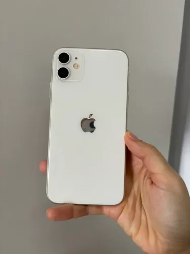 iPhone 11 64gb c/ caixa