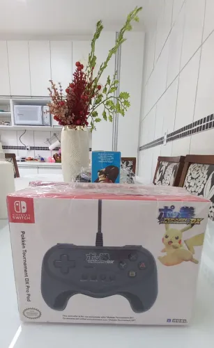 CONTROLE HORI OFICIAL PARA NINTENDO SWITCH POKKEN TOURNAMENT DX PRO PAD NOVO SEM USO