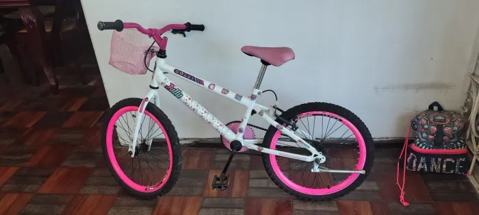 Bike semi nova infantil