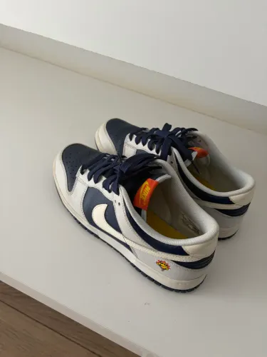Tênis Nike Dunk versão Sun