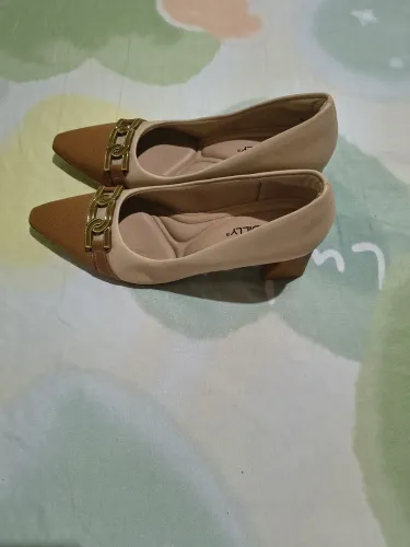 Vendo sapato 