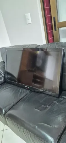 Vendo TV usada com pequeno defeito