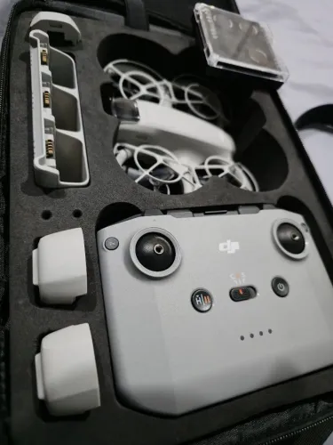 DJI Neo / KiT FlyerMore + Acessórios