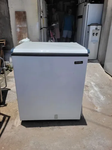 Freezer esmaltec 