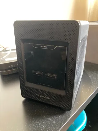 D-Link DNS-345 ShareCenter Quattro - NAS 4 baias