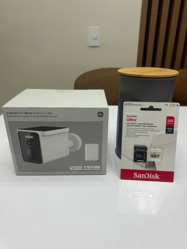 Câmera De Segurança Solar Xiaomi Bw400 Pro Set 2.5k Hdr Ip66 + cartão de memória SanDisk