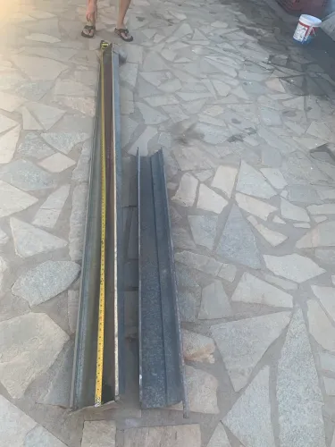 Calha de zinco