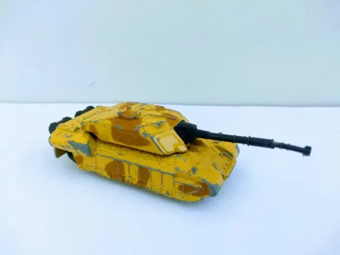 Carrinho Corgi Tanque Canhão Camuflado