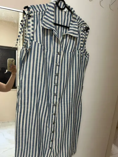 Vestido para gestante em tecido listrado