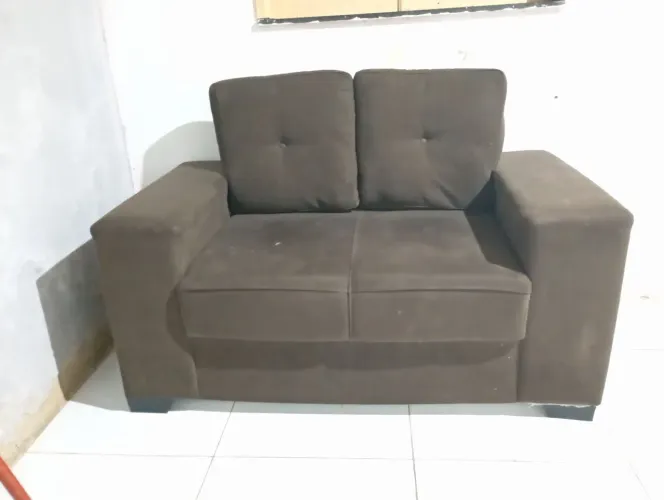 Vendo conj de sofá com 2 e 3 lugares