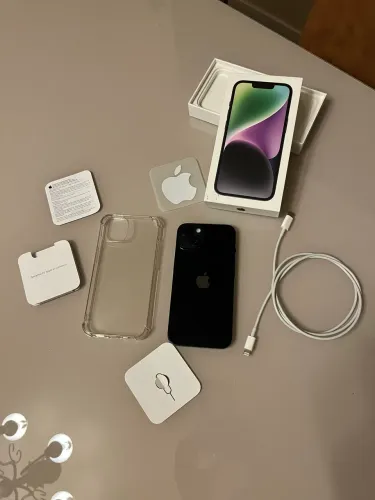 iPhone 14 128GB funcionando perfeitamente