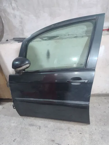 Porta esquerda Fiat Idea 2012