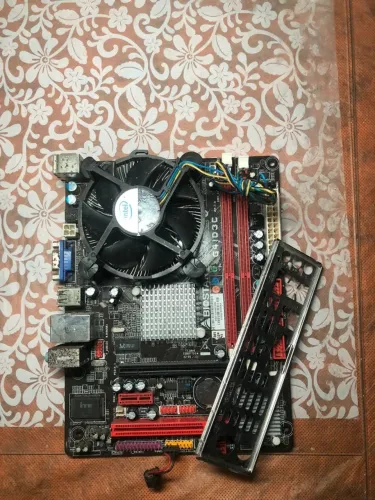 PLACA MÃE BIOSTAR!