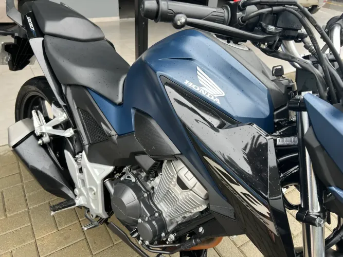 CB 300F Twister ABS - 2025