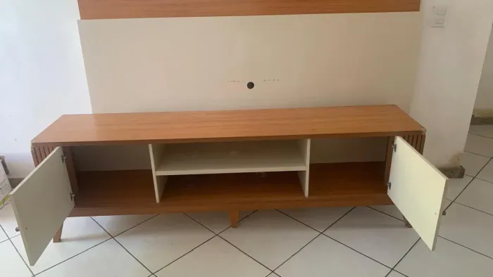 Painel de televisão com hack extremamente conservado!