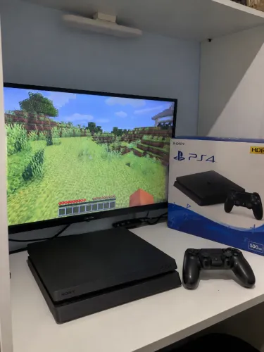 PlayStation 4 PRO em excelente estado!