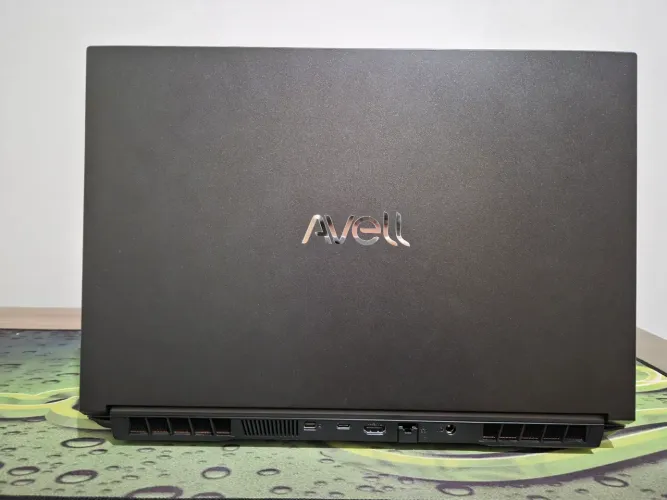AVELL Storm 450r (Ryzen 7) RTX 4050 16gb RAM ddr5 1tb SSD nvme