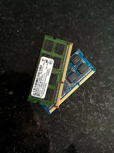 Kit 8GB (2x4GB) Memória RAM DDR3 Notebook 1333MHz