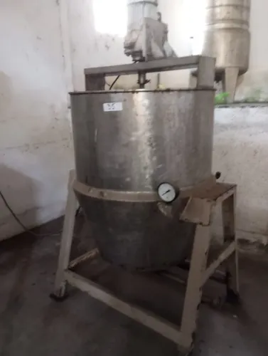Tacho a vapor inoxidável 600 Litros