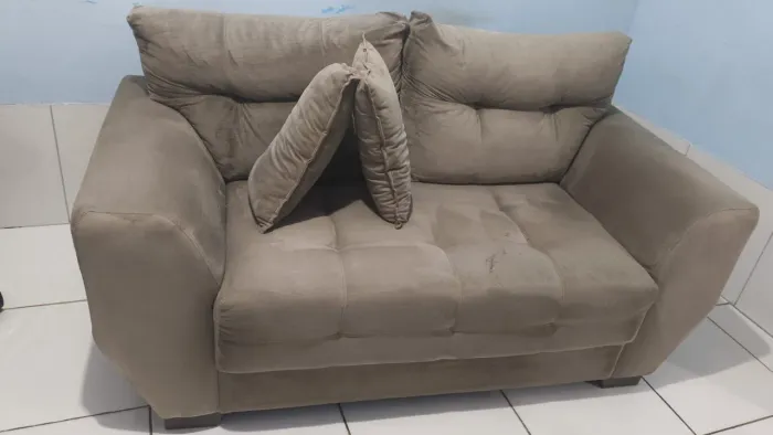 Sofá 2 lugares