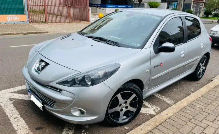 Peugeot 207 Quiksilver 1.6 Flex 16V 5P 2012