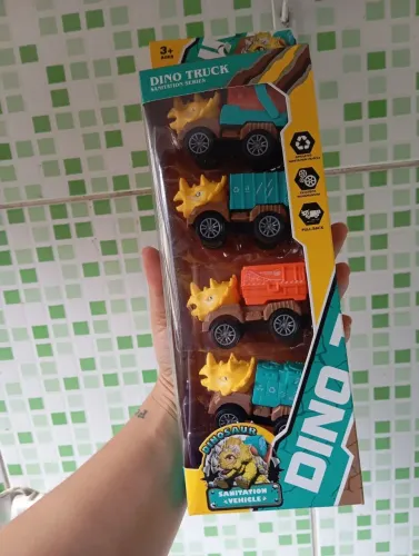 Kit caminhões dinossauros brinquedo infantil novo