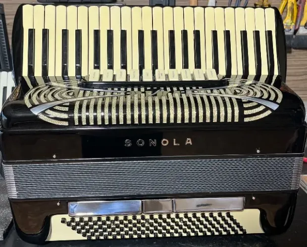 Acordeon Sonola SS10