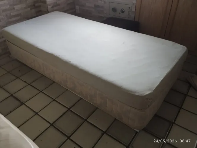 Cama box com Colchão D23