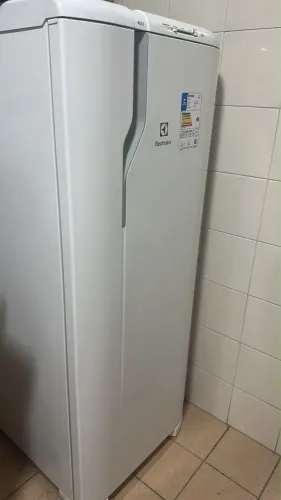 Geladeira electrolux
