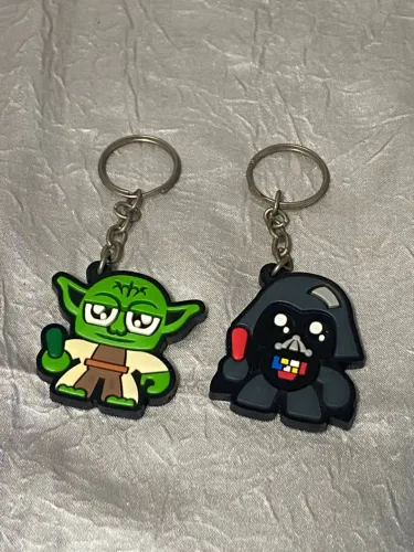 Chaveiros de Star Wars Yoda e Darth Vader