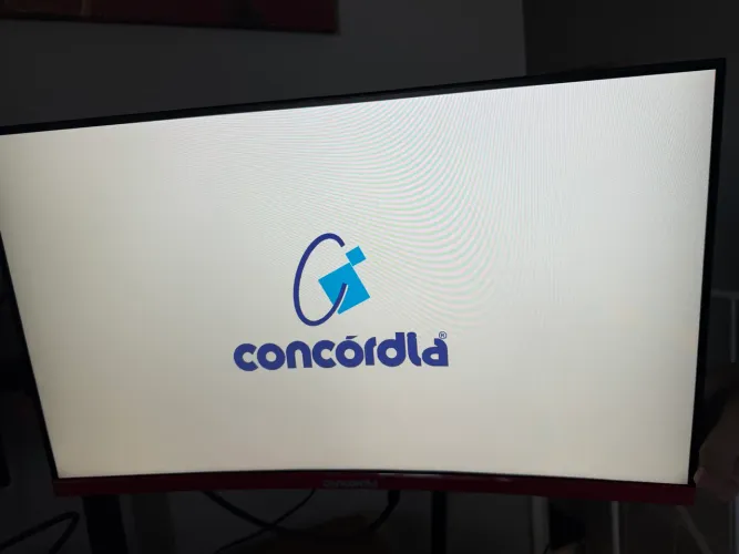 Monitor Gamer Curvo 24? Concórdia Full HD HDMI - Excelente Estado