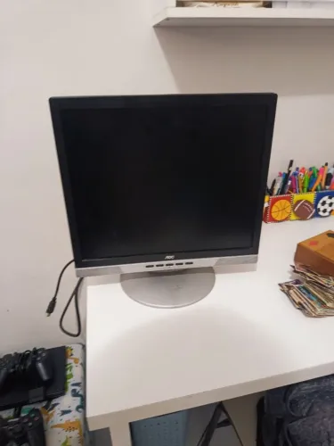 Monitor aoc