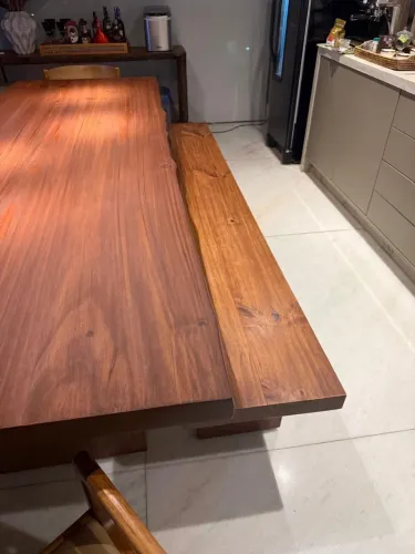 BANCO ELEGANTE EM MADEIRA NOBRE!