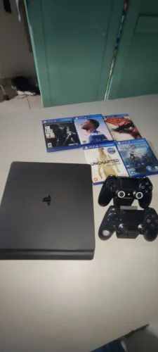 PS4 Slim Completo + 5 Jogos Mídia Física