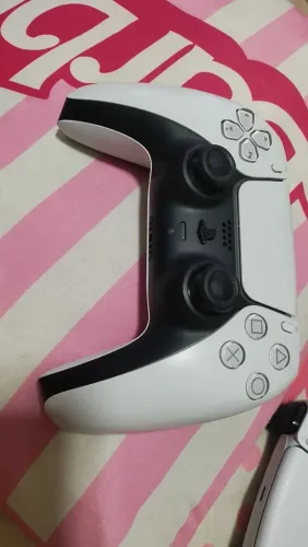 Vendo controle PS5 sem fio pouco usado