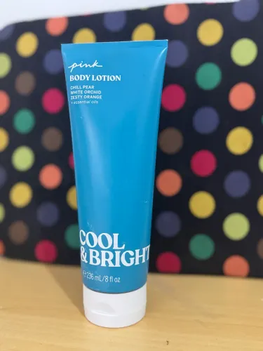 Body Lotion Cool & Bright - Victorias Secret Pink