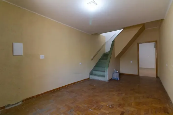 Casa à Venda - Bom Retiro, 3 Quartos, 130 m2